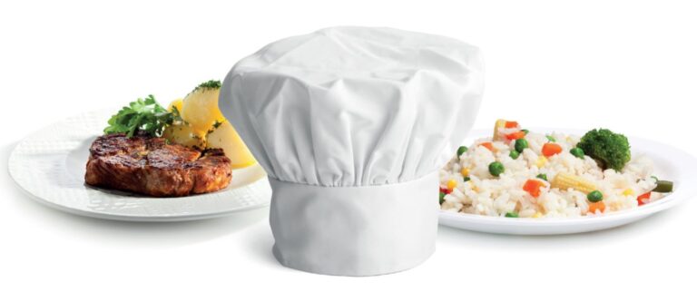 USKOMATTOMAN NOPEA JA VALMIS LOIHTIMAAN HERKULLISIA ATERIOITA