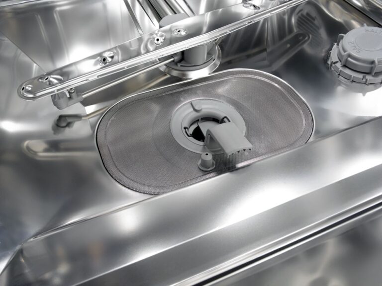 Itsepuhdistuva suodatin